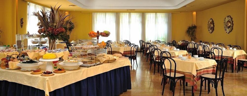 Hotel Olimpia Imola Exterior foto